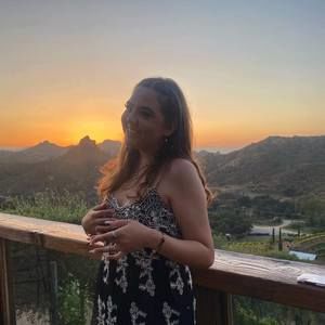 Meet your Posher, Samara